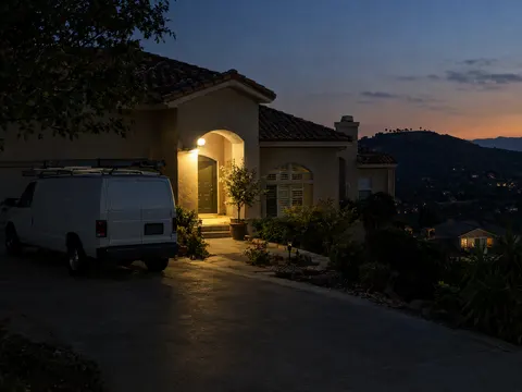 Carpet cleaning inside a Anaheim Hills, California home