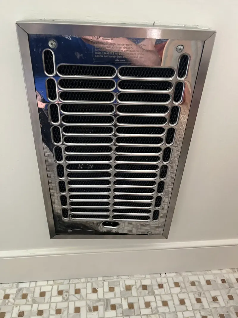 Ceiling air vent after duct cleaning
