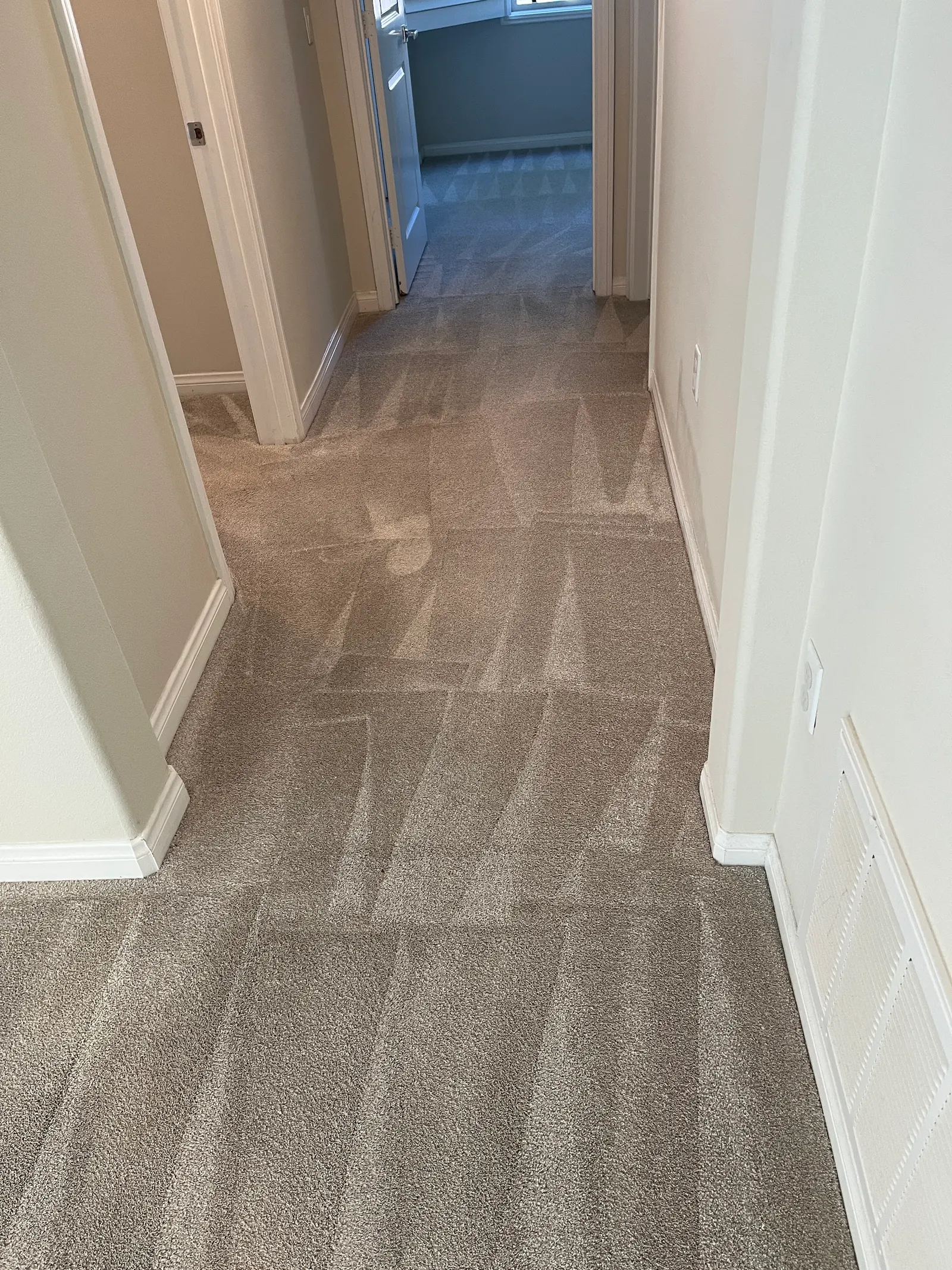 Hallway carpet with cleaning lines